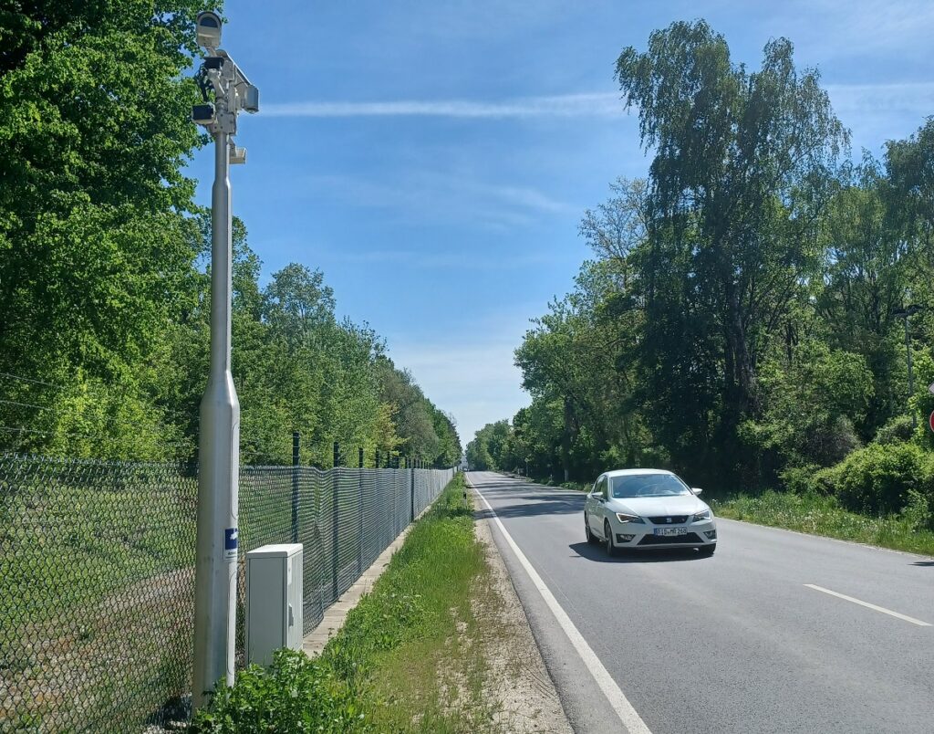 street car sensor traffic monitoring Testfeld Erste Meile